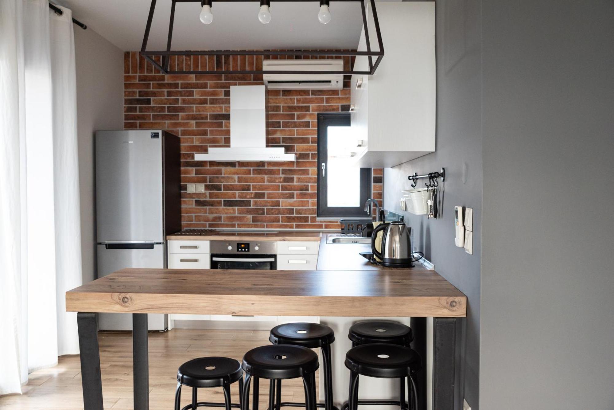 Cos Seafront Apartments 게라크니 외부 사진