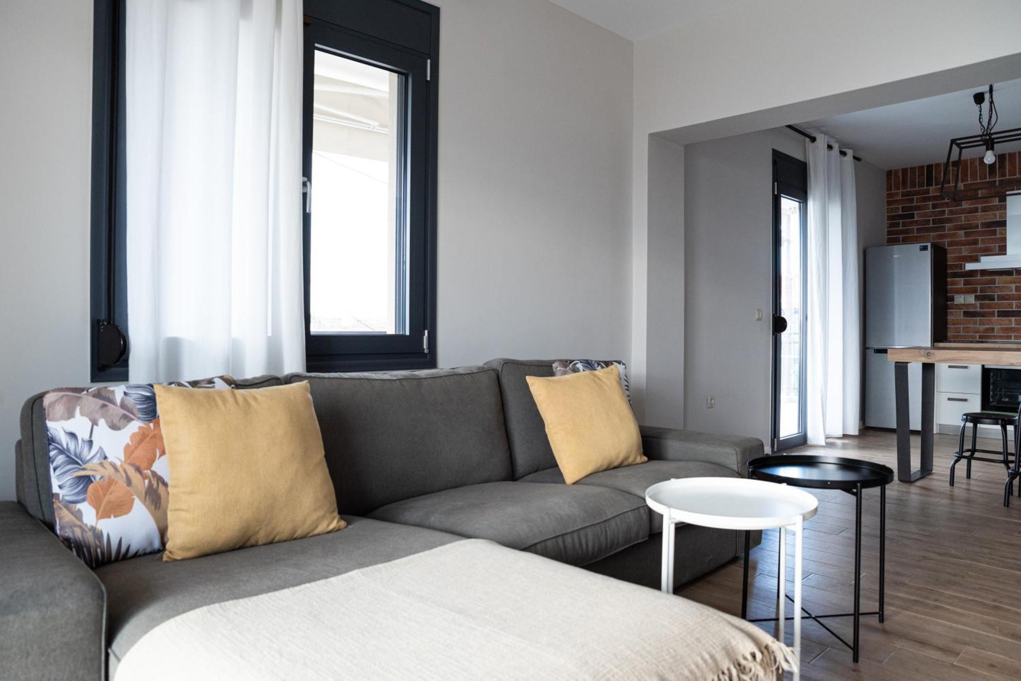 Cos Seafront Apartments 게라크니 외부 사진