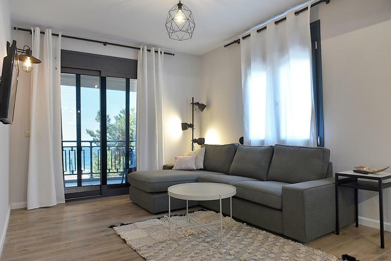 Cos Seafront Apartments 게라크니 외부 사진